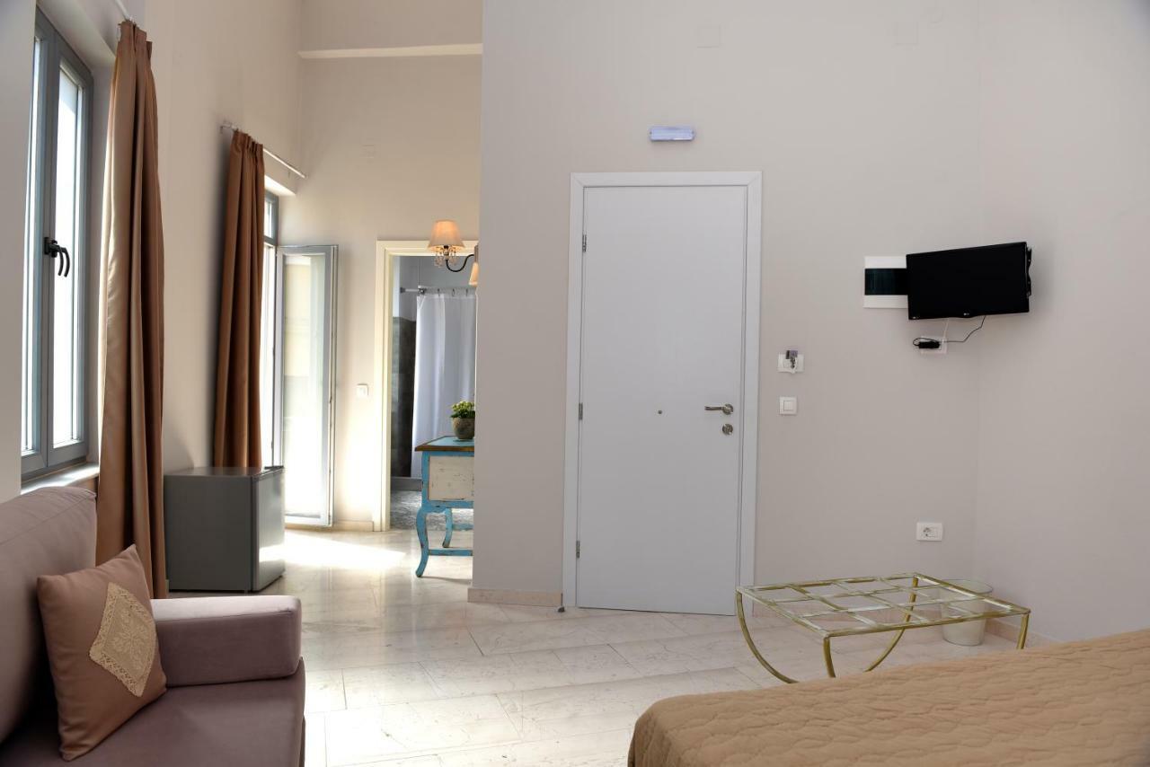 Oisyra Hotel Ермополи Екстериор снимка